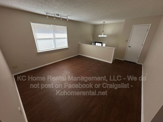 Photo - 3910 SW 8th Ter