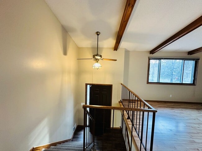 Photo - Charming 3BR Townhome in Shoreview-55126