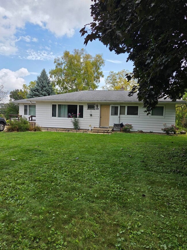 Building Photo - 2546 S Fish Hatchery Rd Rental