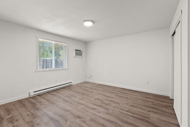 Photo - 1208-1210 E Boyd Ave Unit 1208 Boyd