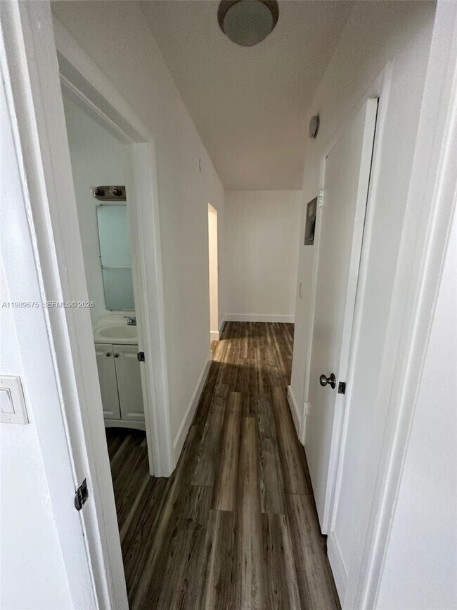 Photo - 7925 West Dr Unidad 15