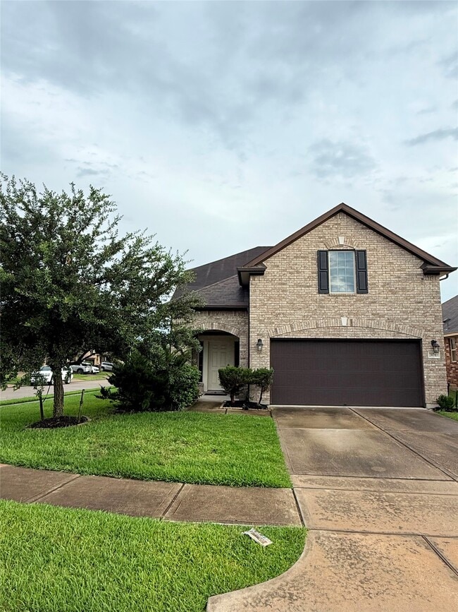 Building Photo - 20703 Winghaven Dr