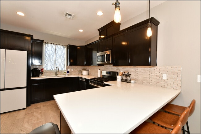 Photo - 13187 Borwick Rd