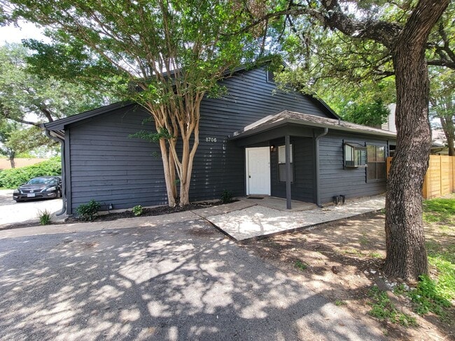 8706 Schick Rd