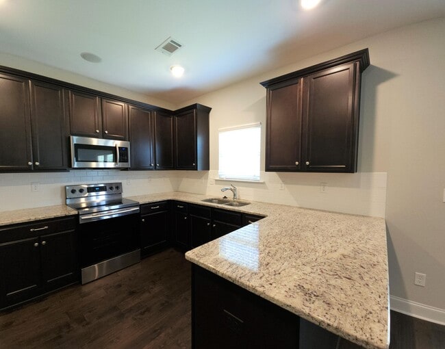 Photo - 2138 Kinsale Ave