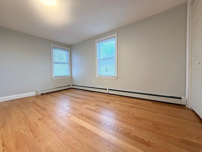 Photo - 44 Franklin St