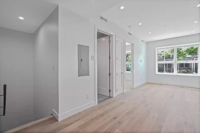 Photo - 45 Garnet St Unit 1A