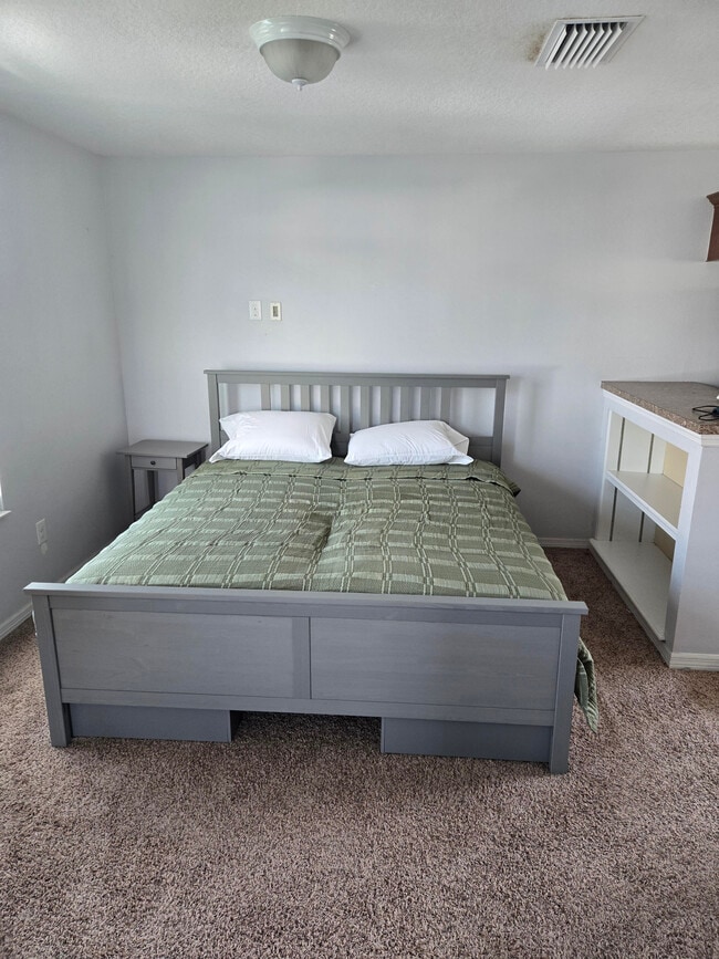 Photo - Private FishHawk Studio – Full Kitchen, Bath & Laundry