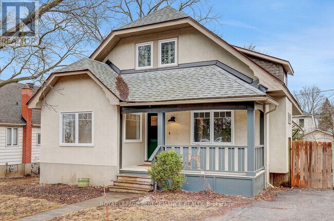 Photo - 824 Fisher Ave