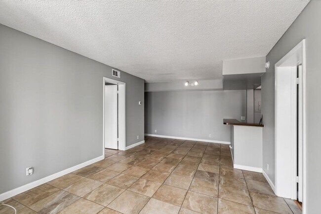 Photo - 744 Executive Center Dr Unit -1
