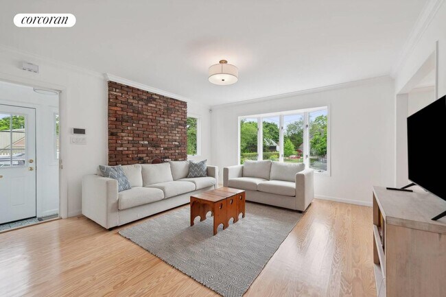 Photo - 113 E Tiana Rd