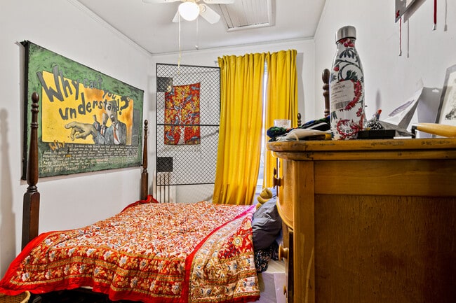 Photo - 3023 Saint Paul St Unidad 3