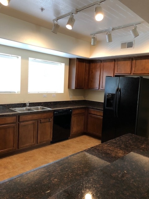 KITCHEN - 2150 W Alameda Rd Unit 1296