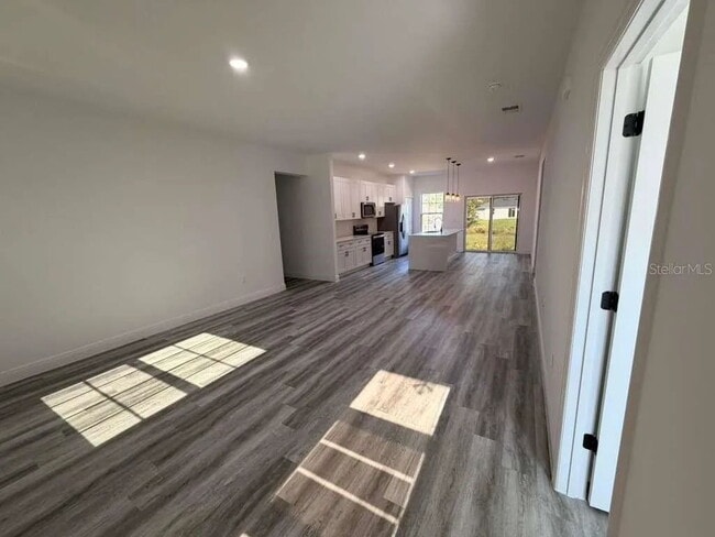Photo - Charming 4-Bedroom Ocala Retreat with Spac...