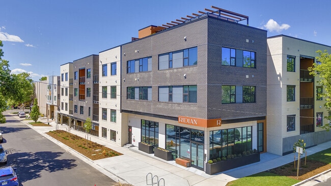 Building Photo - Ridian Rental