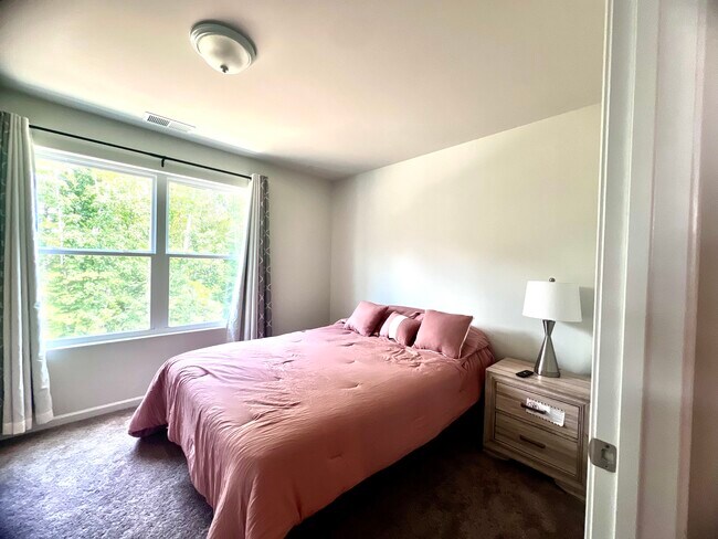 Photo - 3742 Streamside Dr