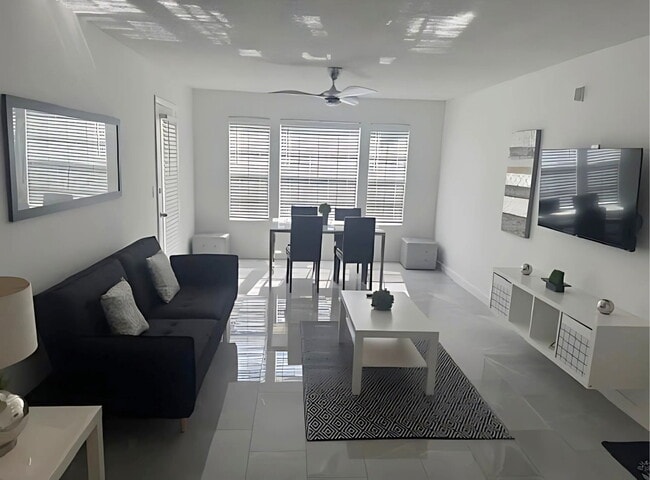 Photo - 11508 Westwood Blvd