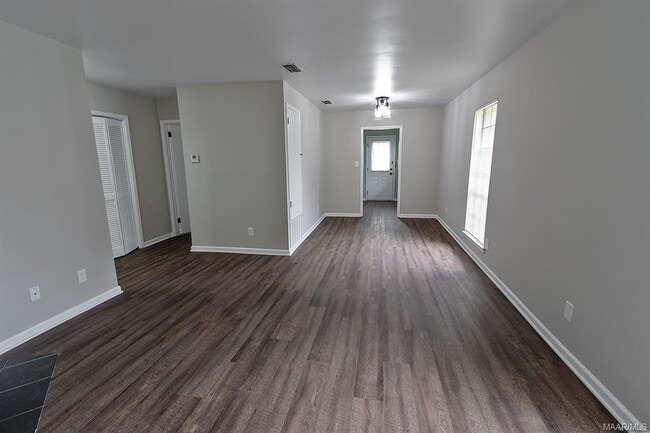 Photo - 5948 Carmel Dr