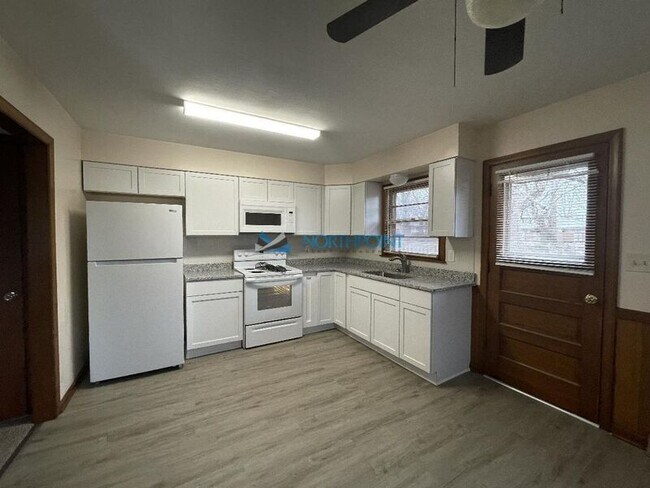 Photo - 13207 W 94th St