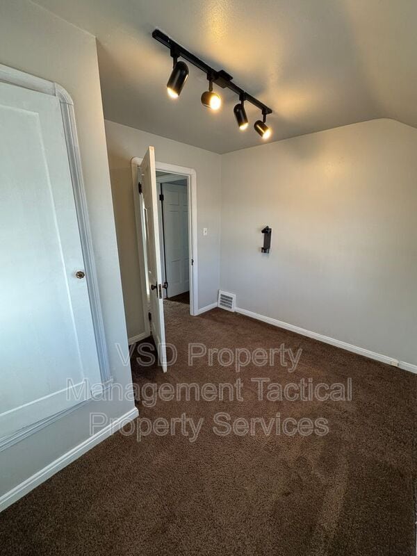 Photo - 12930 Havana Rd