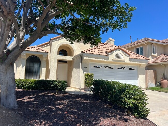 Photo - 737 Ashbrook Dr