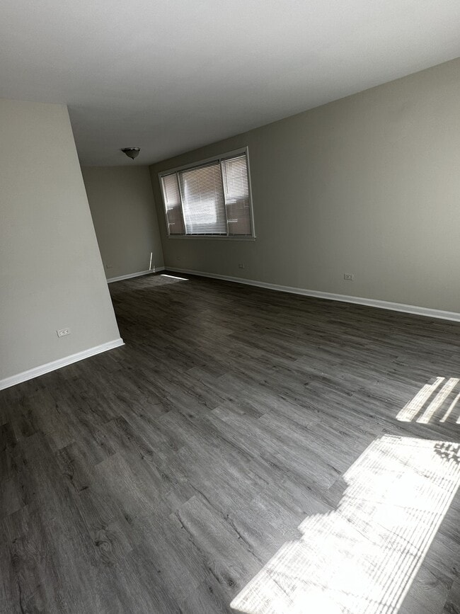 Photo - 3211 S 53rd Ct