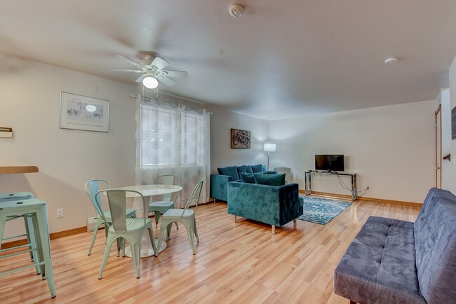 Photo - 103 S 14th St Unit 0