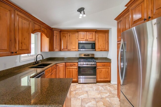 Photo - Charming 3-Bedroom Home with Spacious Fenced Yard in Prime Location