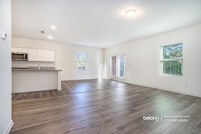 Photo - 1026 Feldman Chase