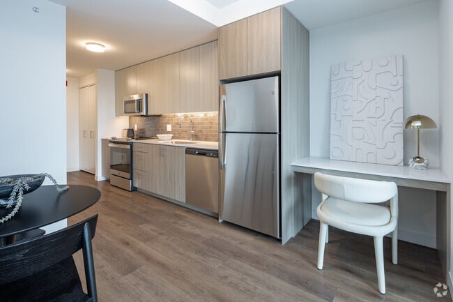Studio - 589SF (Kitchen)