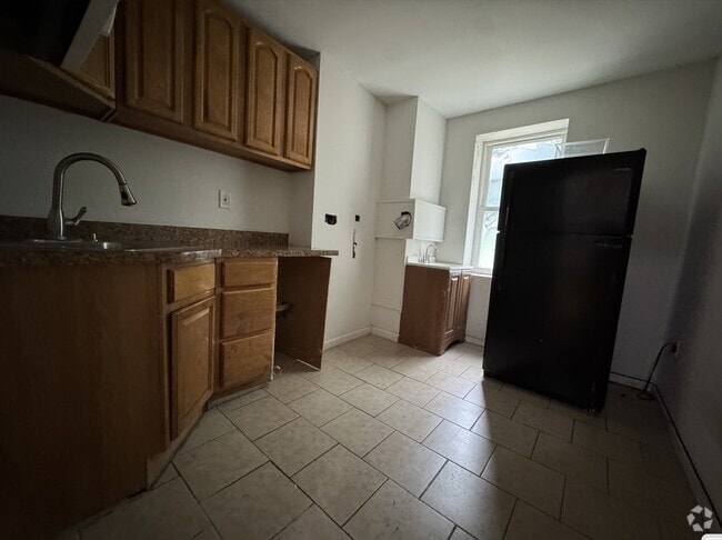 Building Photo - 221 Martin Luther King Jr Dr Unit 2 Rental