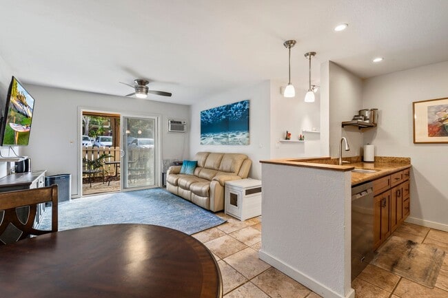 Building Photo - Beautifully Renovated Ground-Floor 2BR/1.5BA Condo in Kihei Villages – Furnished w/ 2 Parking Spaces Unit 21-104