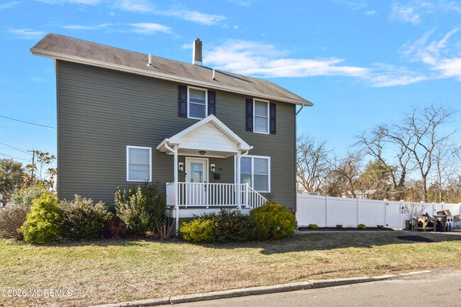 Photo - 108 Morris Ave