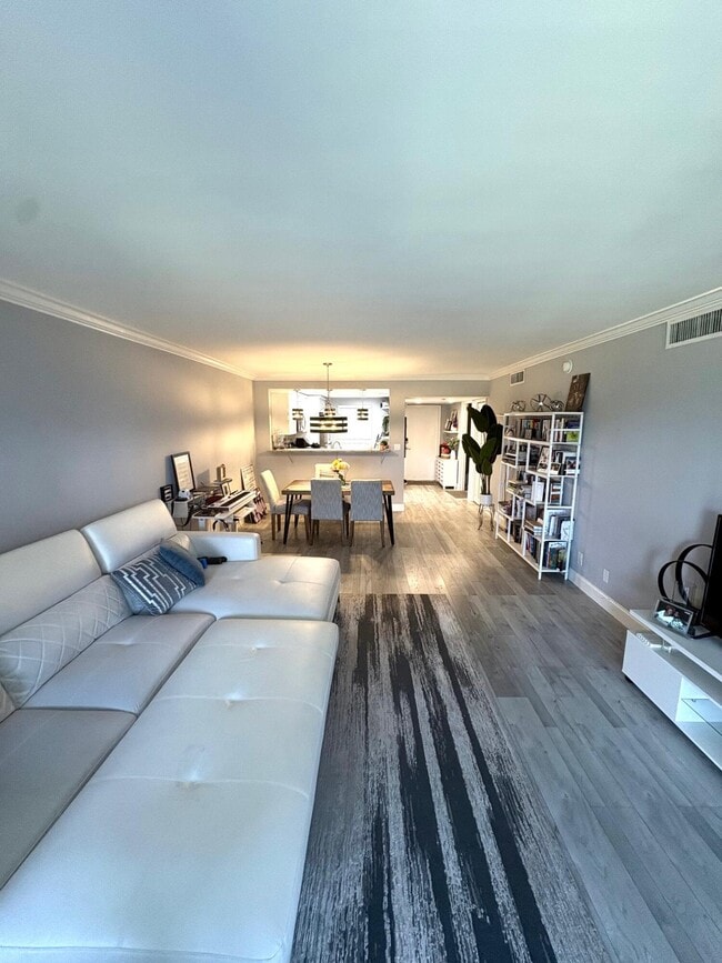 Photo - 605 Oaks Dr Unidad 304