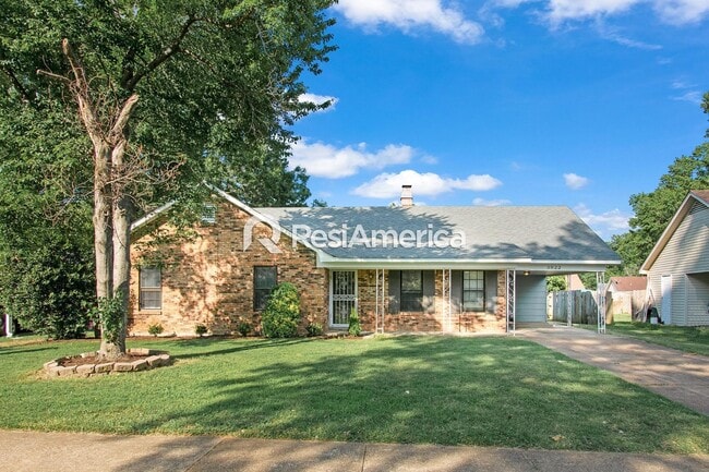 Building Photo - Newly Renovated 3/2 In Bartlett