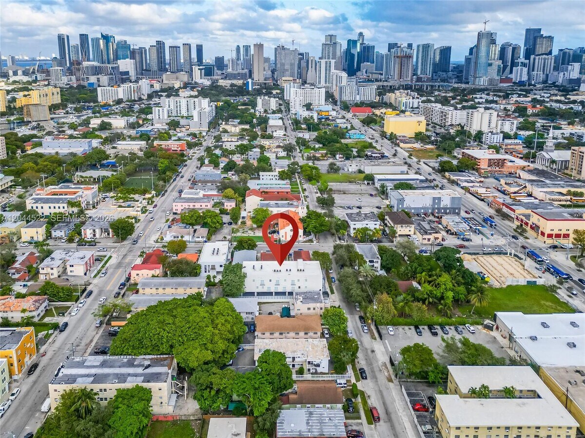 Photo - 1021 NW 1st St Unidad 204