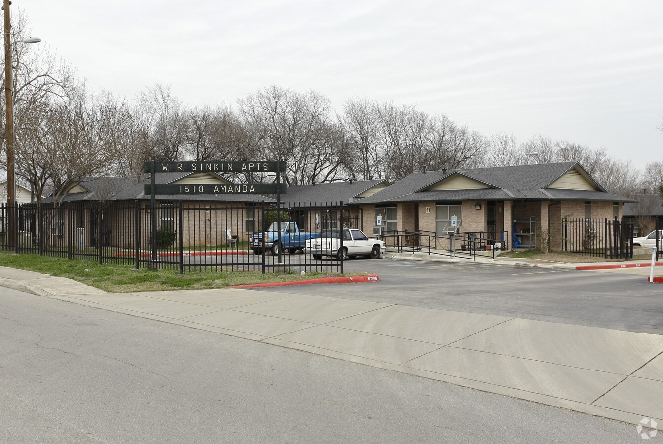 William Sinkin Apartments - William Sinkin Apartments