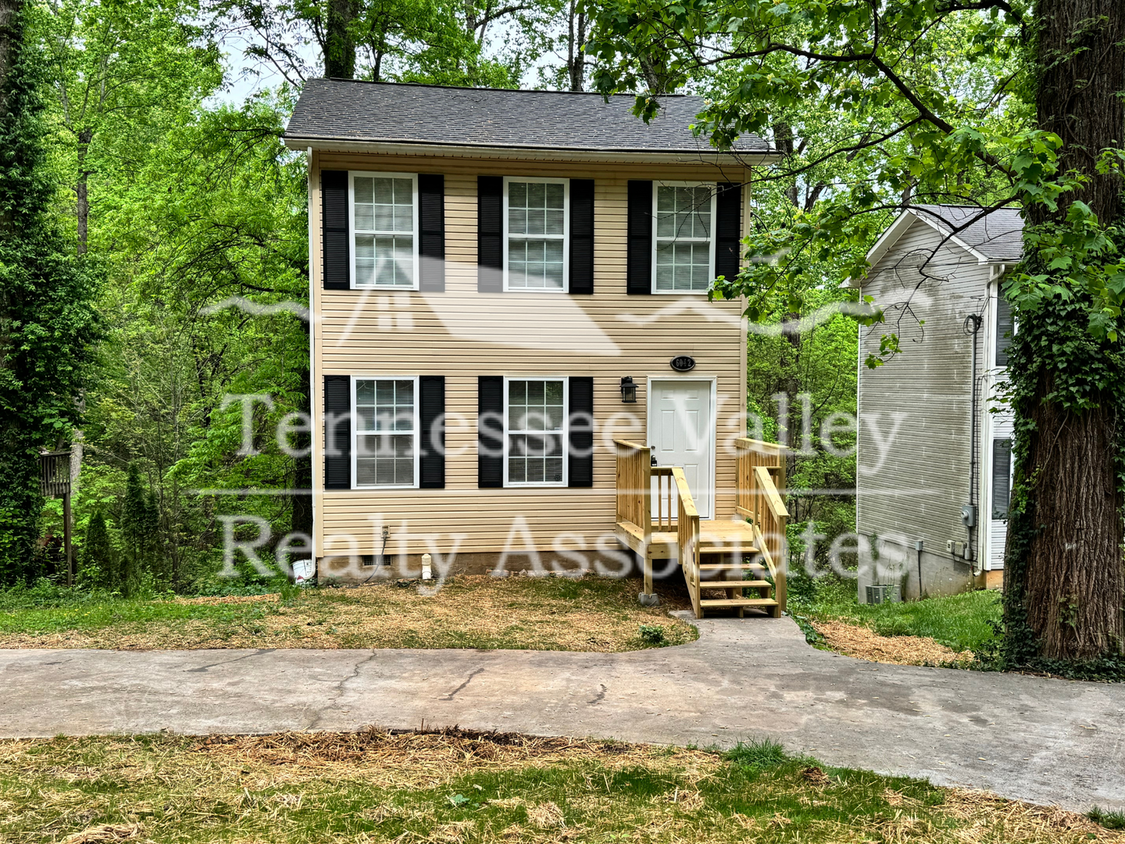 Newly Renovated Home in the Heart of Fount... - Newly Renovated Home in the Heart of Fount...
