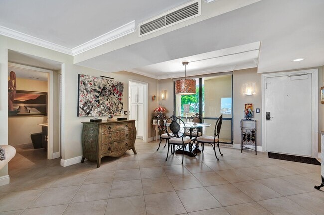 Photo - 134 Lakeshore Dr Unit 215