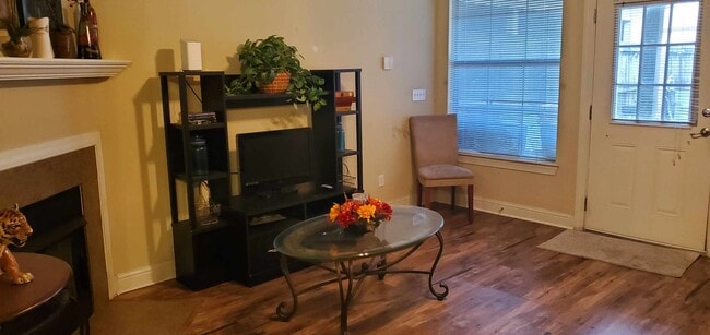 Photo - 809 Summer Breeze Dr Unit Summerwoodvillas1204