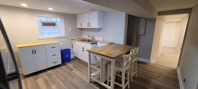 Photo - 8429 S Marquette Ave