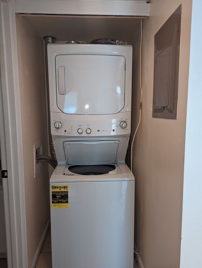 Photo - Tradewinds I