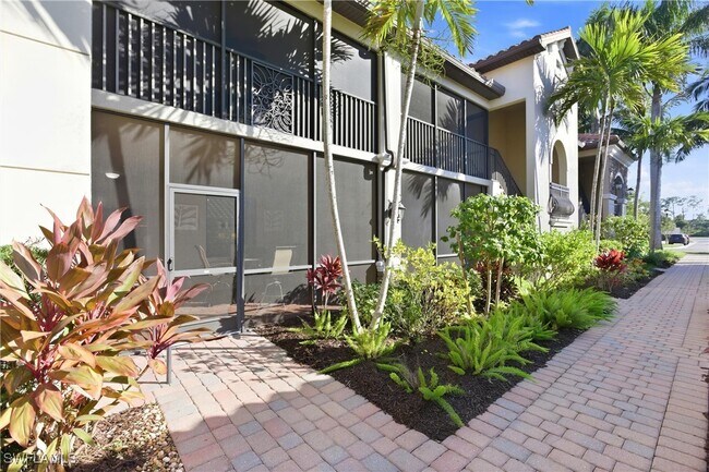 Photo - 9844 Venezia Cir Unidad 714 Rental