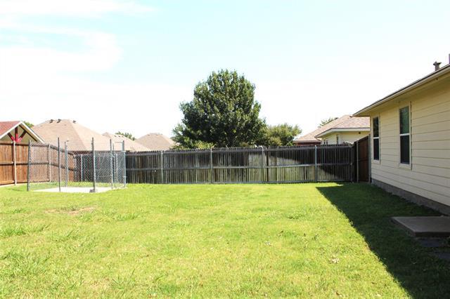 Photo - 118 Scarlet View