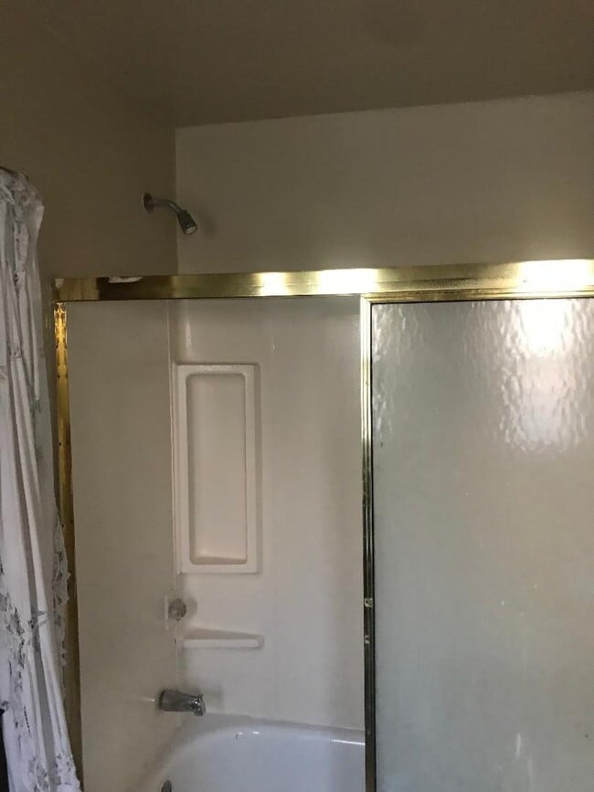 Photo - 235 5t St