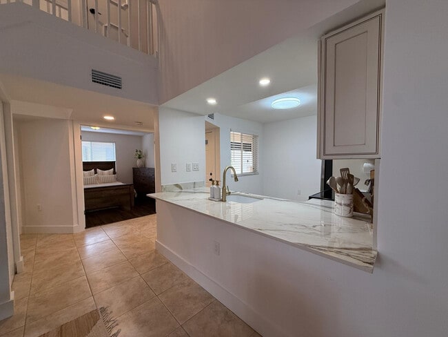 Photo - 16206 Glenmoor Dr Unit 206