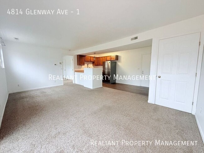 Photo - 4814 Glenway Ave