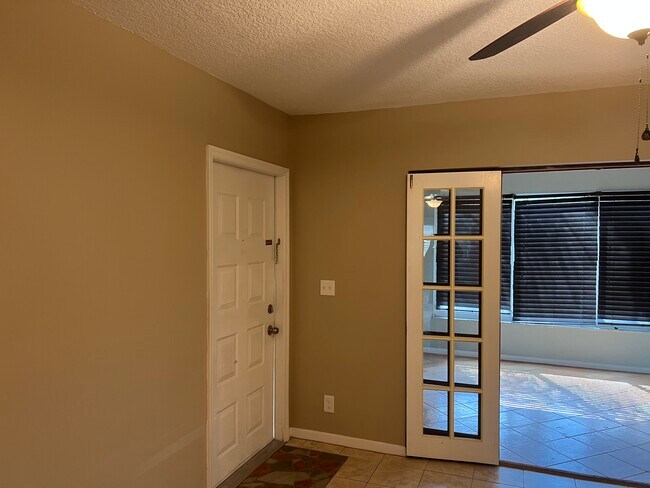 Photo - 1720 Lakefront Blvd Unit C