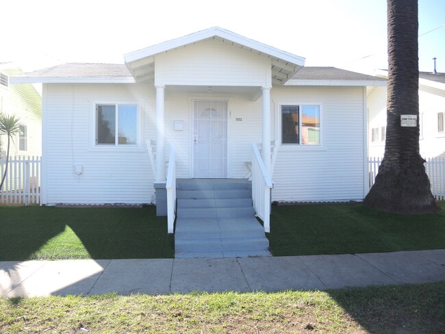 Building Photo - 1030 E La Palma Dr Rental