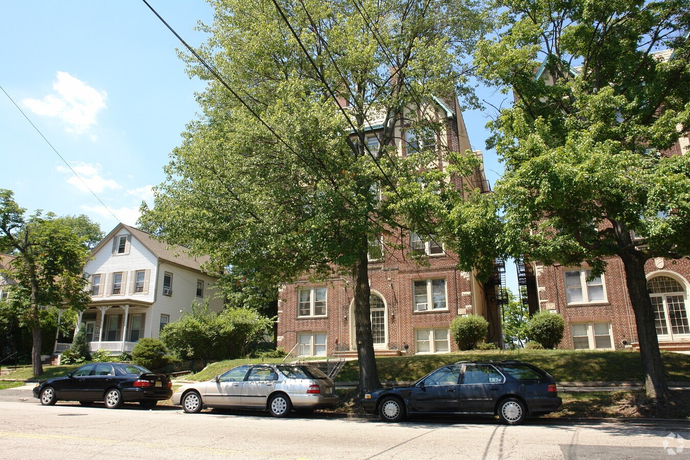 Photo - 118 W 2nd Ave